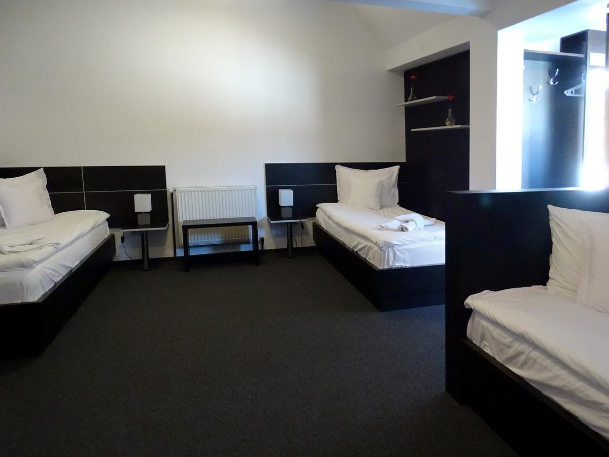 Prince Hotel Меркуря-Чук Экстерьер фото