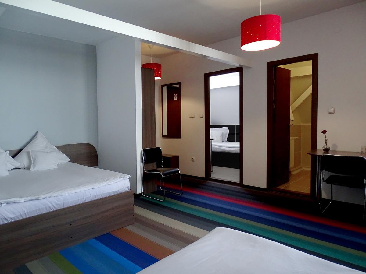 Prince Hotel Меркуря-Чук Экстерьер фото